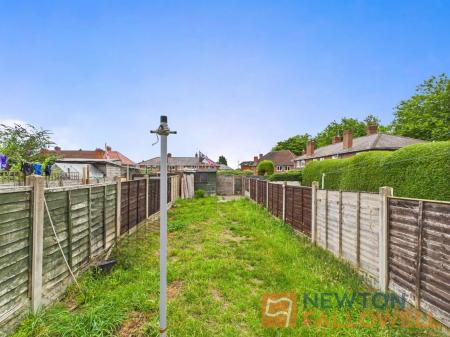 2 bedroom Terraced House for sale in Field Road, Bloxwich, WS3