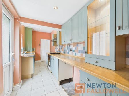 2 bedroom Terraced House for sale in Field Road, Bloxwich, WS3