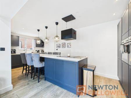 3 bedroom End of terrace house for sale in Hawbush Road, Walsall, WS3