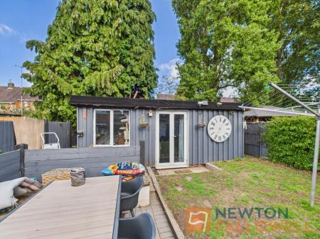 3 bedroom End of terrace house for sale in Hawbush Road, Walsall, WS3