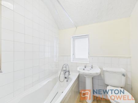 3 bedroom Semi-detached house for sale in Hollemeadow Avenue, Blakenall Heath, WS3