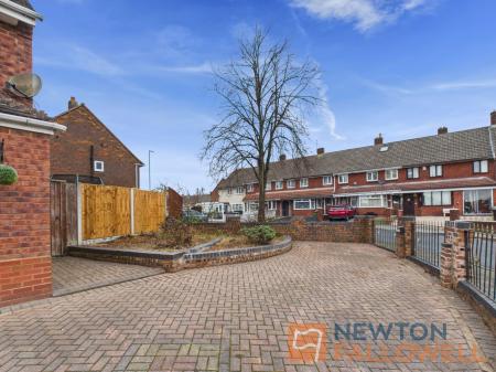 4 bedroom Terraced House for sale in Kirkstall Crescent, Walsall, WS3