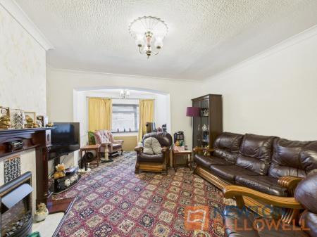 3 bedroom Terraced House for sale in Neath Road, Bloxwich, WS3