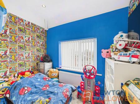 3 bedroom Semi-detached house for sale in Victoria Avenue, Walsall, WS3