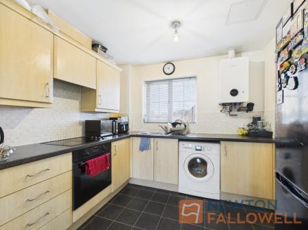 2 bedroom Flat for sale in Walker Road, Walsall, WS3