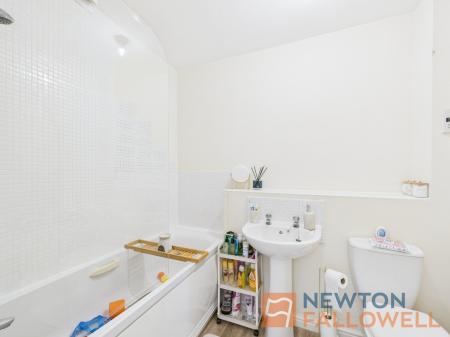 2 bedroom Flat for sale in Walker Road, Blakenall Heath, WS3