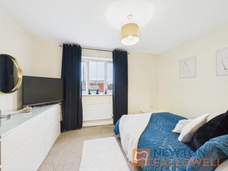 2 bedroom Flat for sale in Walker Road, Blakenall Heath, WS3