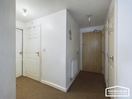 2 bedroom Flat for sale in Walker Road, Walsall, WS3