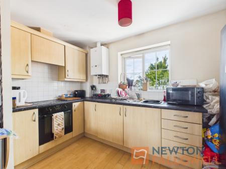 2 bedroom Flat for sale in Walker Road, Blakenall Heath, WS3