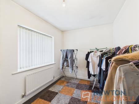 2 bedroom Coach House for sale in Water Reed Grove, Leamore, Walsall, WS2