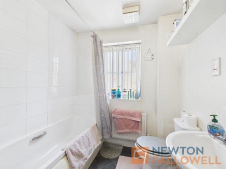 2 bedroom Coach House for sale in Water Reed Grove, Leamore, Walsall, WS2