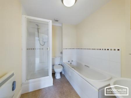 1 bedroom Flat for sale in Waterfront Way, Walsall, WS2