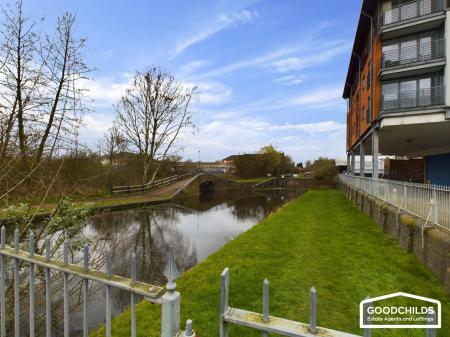 2 bedroom Apartment for sale in Wolverhampton Street, Walsall, WS2