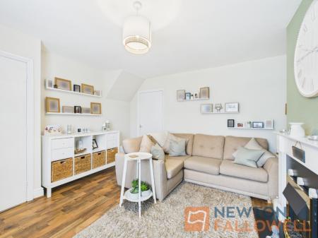 2 bedroom Semi-detached house for sale in Oakwood Road, Walsall, WS3