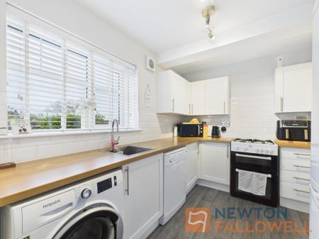 2 bedroom Semi-detached house for sale in Oakwood Road, Walsall, WS3