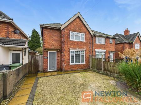 Oakwood Road, Walsall, WS3