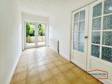 3 bedroom Terraced House to let in Fountains Road, Mossley Estate, Bloxwich, WS3