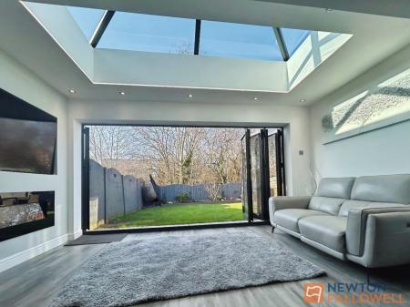 3 bedroom Detached house for sale in Rowan Drive, Essington, WV11