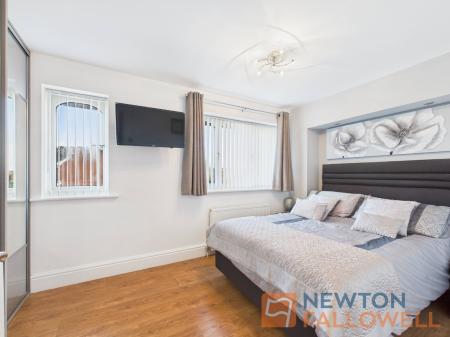 3 bedroom Detached house for sale in Rowan Drive, Essington, WV11