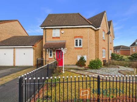 3 bedroom Semi-detached house for sale in Thornbury Road, Walsall, WS2