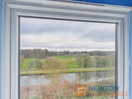 4 bedroom Semi-detached house for sale in Razorbill Way, Walsall, WS3