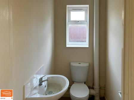 2 bedroom Terraced House to let in Ripon Road, Alumwell, Walsall, WS2