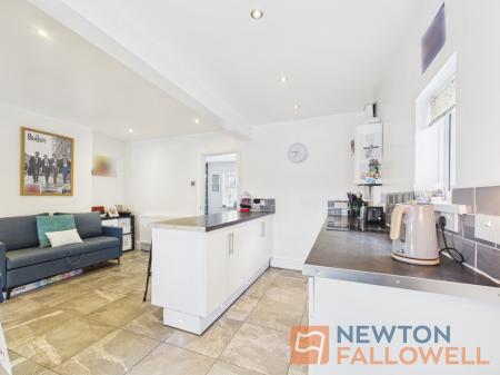 3 bedroom Semi-detached house for sale in Allens Lane, Pelsall, WS3