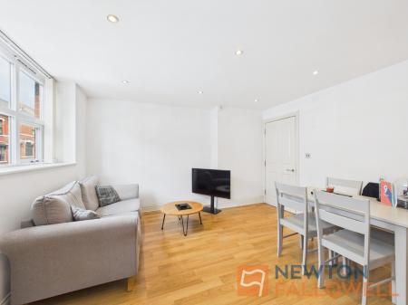 2 bedroom Apartment for sale in Cecil Street, Walsall, WS4