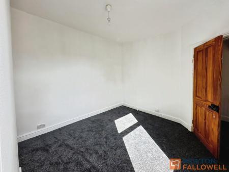 2 bedroom Terraced House to let in Borneo Street, Butts, Walsall, WS4