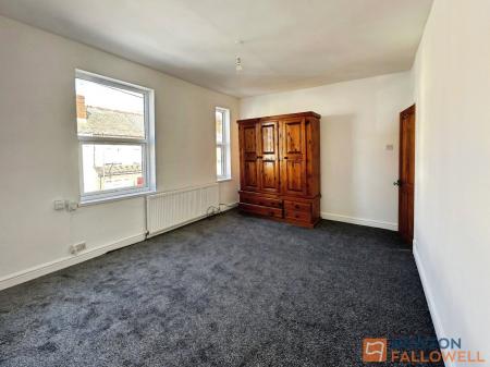 2 bedroom Terraced House to let in Borneo Street, Butts, Walsall, WS4