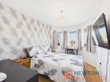 2 bedroom Apartment for sale in Walker Road, Bloxwich, WS3