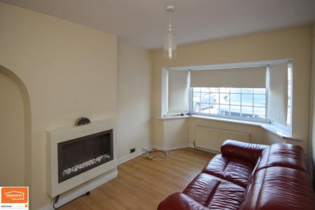 3 bedroom Semi-detached house to let in Sterndale Road, Birmingham, B42