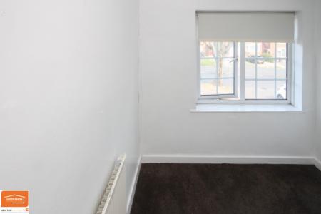 3 bedroom Semi-detached house to let in Sterndale Road, Birmingham, B42