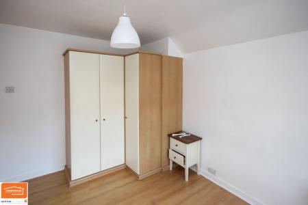 3 bedroom Semi-detached house to let in Sterndale Road, Birmingham, B42