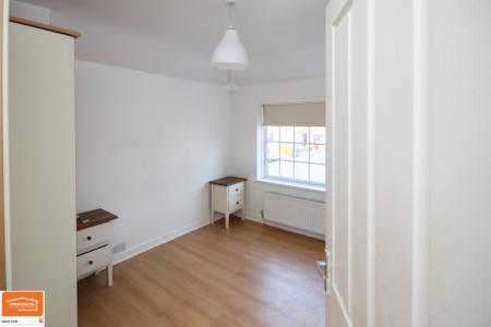 3 bedroom Semi-detached house to let in Sterndale Road, Birmingham, B42