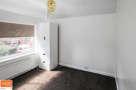 3 bedroom Semi-detached house to let in Sterndale Road, Birmingham, B42