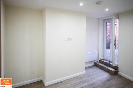 1 bedroom Flat to let in Stafford Street, Walsall, WS2