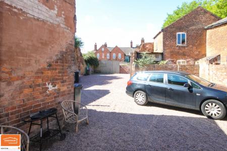 1 bedroom Flat to let in Stafford Street, Walsall, WS2