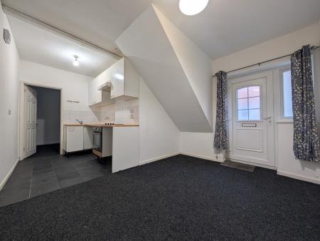 1 bedroom Flat to let in Harrison Street, Bloxwich, WS3