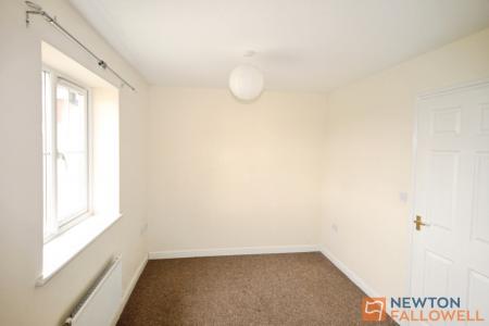 2 bedroom Flat for sale in Newhome Way, Blakenall Heath, WS3