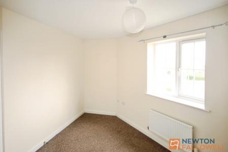 2 bedroom Flat for sale in Newhome Way, Blakenall Heath, WS3
