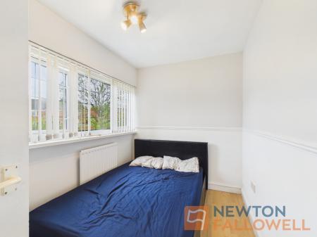 3 bedroom Terraced House to let in Rhys Thomas Close, Willenhall, WV12