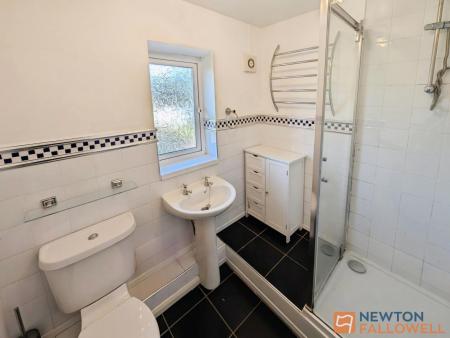 1 bedroom Flat to let in Shepherd Drive, Short Heath, Willenhall, WV12