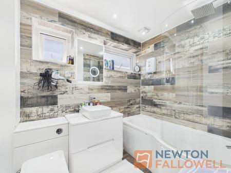 3 bedroom Terraced House for sale in Murdock Way, Walsall, WS2