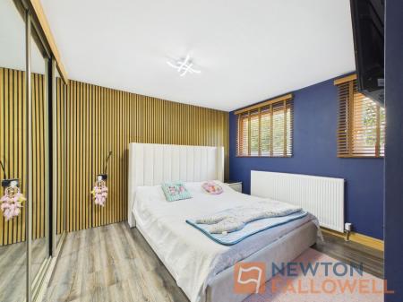 3 bedroom Terraced House for sale in Murdock Way, Walsall, WS2