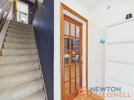 3 bedroom Terraced House for sale in Murdock Way, Walsall, WS2