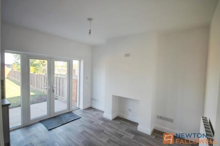 3 bedroom Semi-detached house to let in Station Road, Rushall, WS4