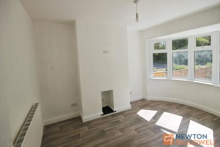 3 bedroom Semi-detached house to let in Station Road, Rushall, WS4