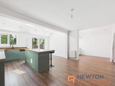 3 bedroom End of terrace house for sale in Archer Road, Walsall, WS3