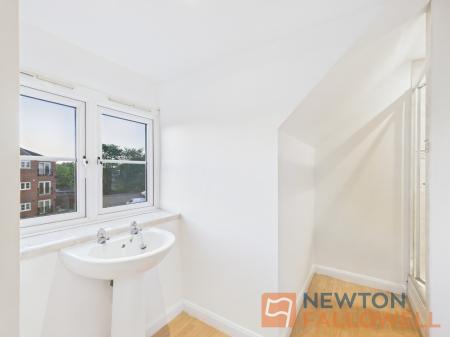 3 bedroom Town house for sale in Victoria Street, Willenhall, WV13